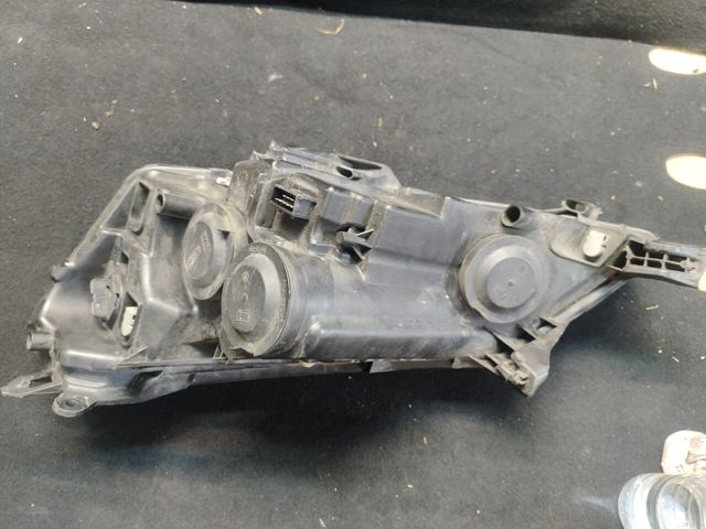 89902604 PEUGEOT Правая фара купить в Хмельницкий
