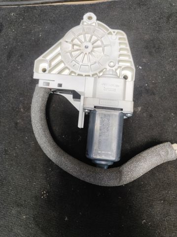 Мотор стеклоподъемника двери передней, правой 8K0959802A VAG