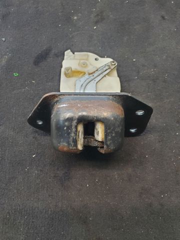 NISSAN 90502CA00A Замок крышки багажника (двери 3/5-й задней) в наличии Львов