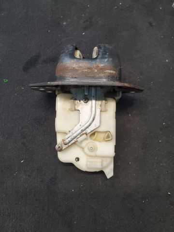 Замок и ручка двери задка 90502CA00A NISSAN