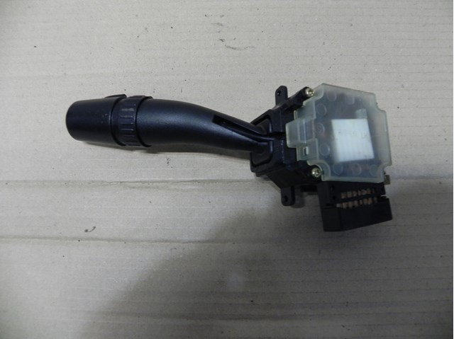 Переключатель подрулевой, правый 934352F000 HYUNDAI