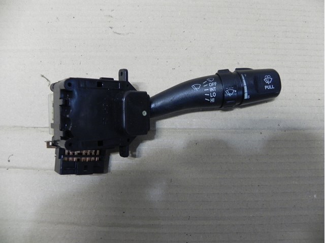 934352F000 HYUNDAI Правый подрулевой переключатель купить в Ирпень