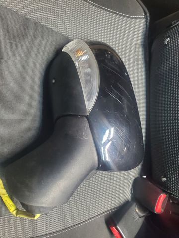 Наружное зеркало правое 963016046R RENAULT