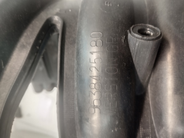 PEUGEOT 9638425180 Коллектор впускной в наличии Киев
