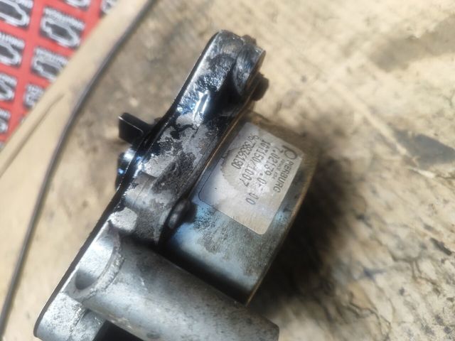 PEUGEOT 9673836180 Вакуумный насос в наличии Ровно