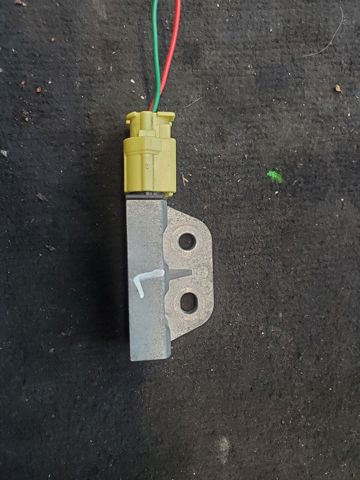 Датчик AIRBAG передний 98831CN025 NISSAN