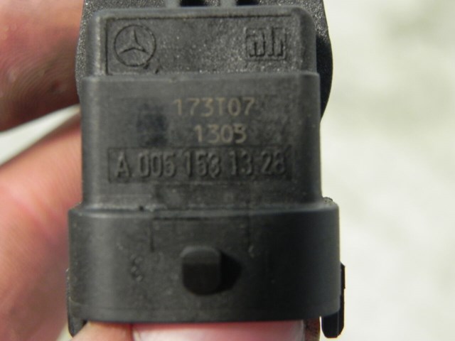MERCEDES A0051531328 Датчик положения распредвала в наличии Сумы