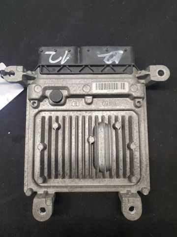 Электронный блок управления двигателем A6519000601 MERCEDES