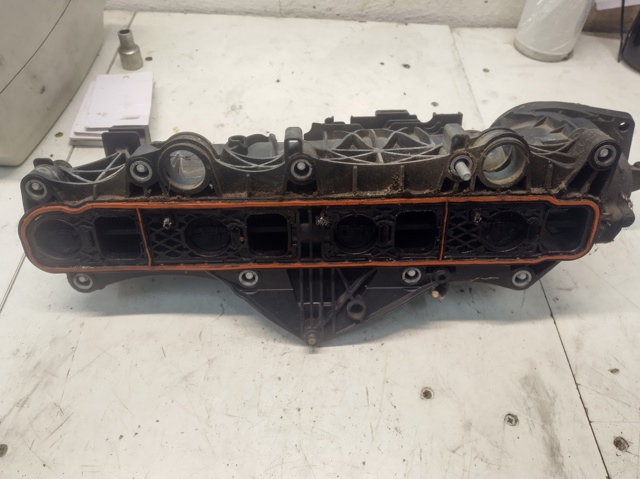A6540902100 MERCEDES Коллектор впускной купить в Запорожье