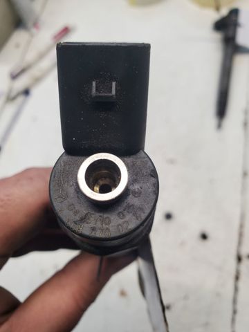 MERCEDES A6680700287 Форсунка впрыска топлива в наличии Черновцы