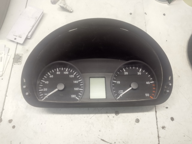 Приборная доска A9064468221 MERCEDES