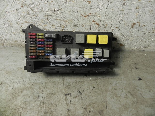 Коробка предохранителей A9065450401 MERCEDES