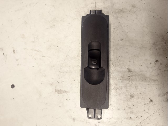 MERCEDES A9065451913 Кнопочный блок управления стеклоподъемником передний правый в наличии Хмельницкий