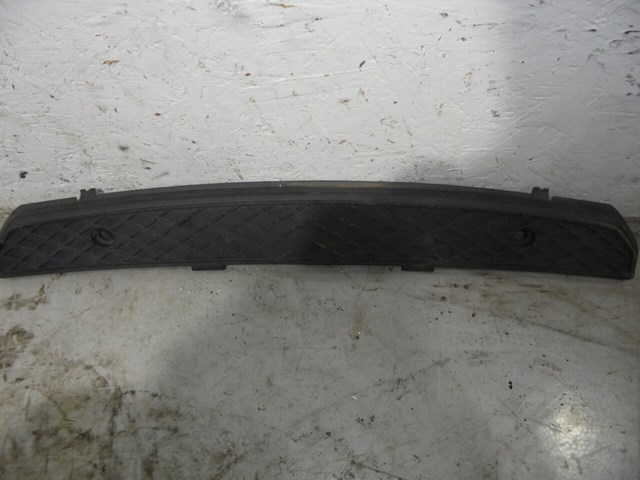 Накладка бампера переднего A9068850011 MERCEDES
