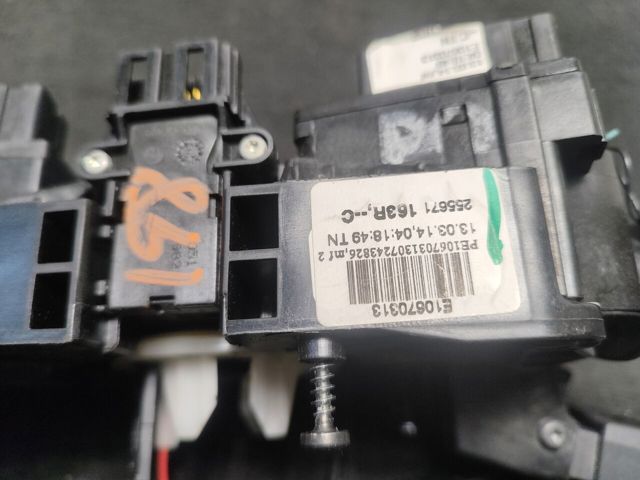 RENAULT E10670313 в наличии Киев