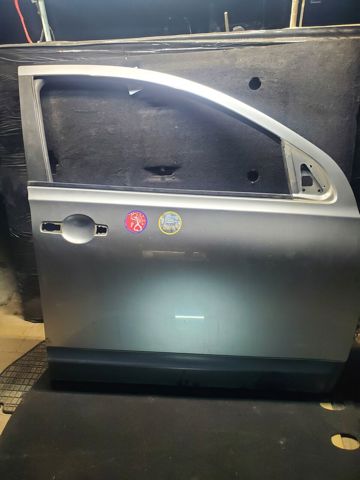 Пассажирская передняя дверь H0100JD0M0 NISSAN