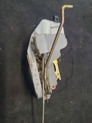 MN159235 Замок водительской двери купить Ужгород