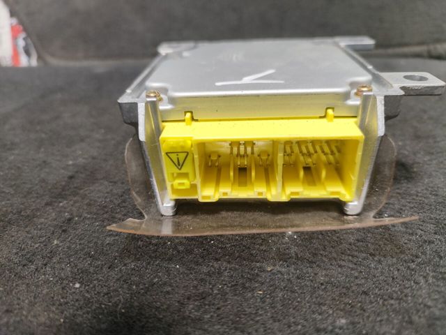 MR587868 MITSUBISHI Модуль-процессор управления подушкой безопасности (ЭБУ AIRBAG) купить в Каменское