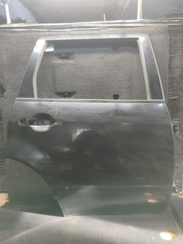 Дверь пассажирская задняя правая MR954672 MITSUBISHI