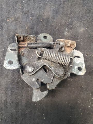 MR970984 MITSUBISHI Замок капота купить в Ужгород