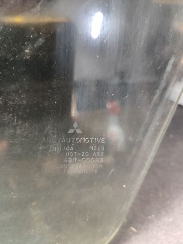 MR978106 MITSUBISHI Стекло двери передней правой купить в Тернополь