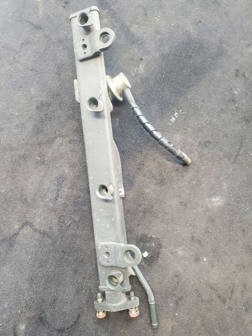 Распределитель топлива (рампа) MR988175 MITSUBISHI