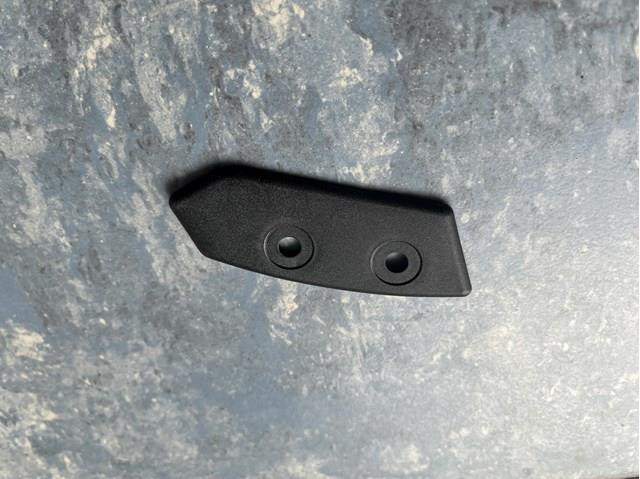 8W0821653 VAG Лючок подкрылка переднего левого купить в Ровно