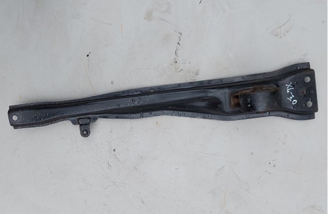 Подрамник двигателя 4000A021 MITSUBISHI