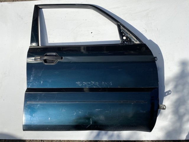 Пассажирская передняя дверь 5700A878 MITSUBISHI