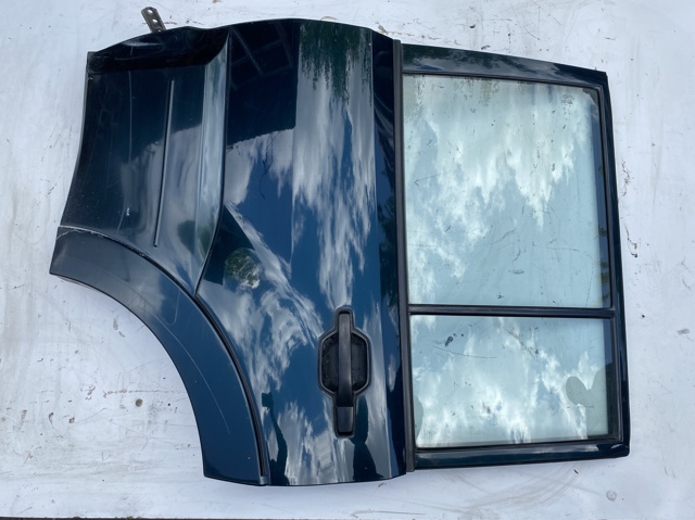 Задняя левая дверь 5730A729 MITSUBISHI