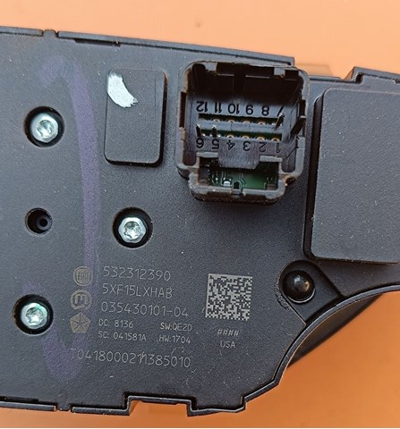 5XF15LXHAB CHRYSLER купить в Львов