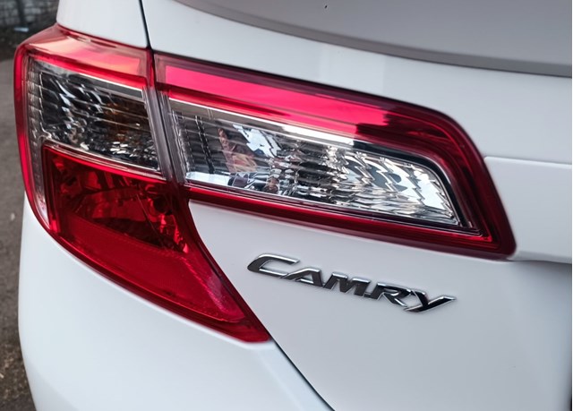 Задний левый внутренний фонарь 8159006380 TOYOTA