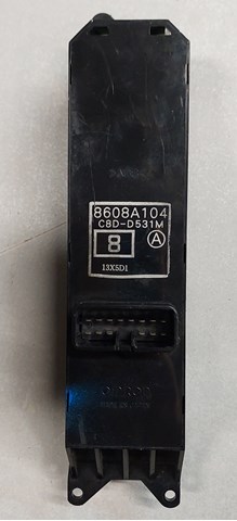Кнопочный блок управления стеклоподъемником передний левый 8608A104