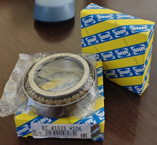 Подшипник КПП EC41025H106 SNR