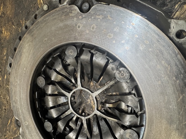 04L141025H VAG Комплект сцепления купить в Тернополь
