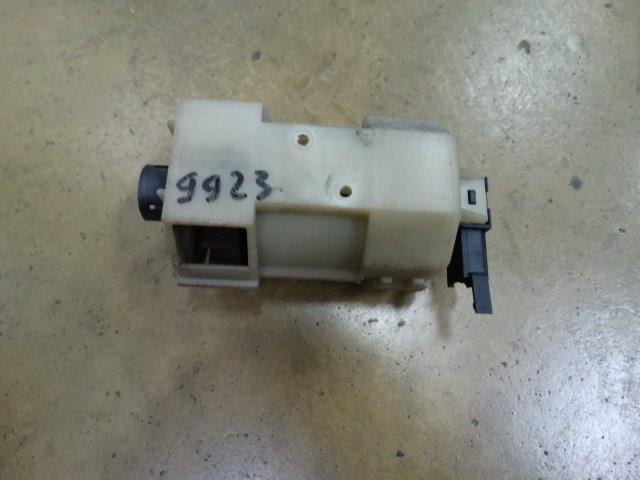 Мотор вентилятора печки (отопителя салона) 4A0820545