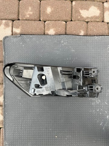 VAG 11A945208A Фонарь задний правый в наличии Украина