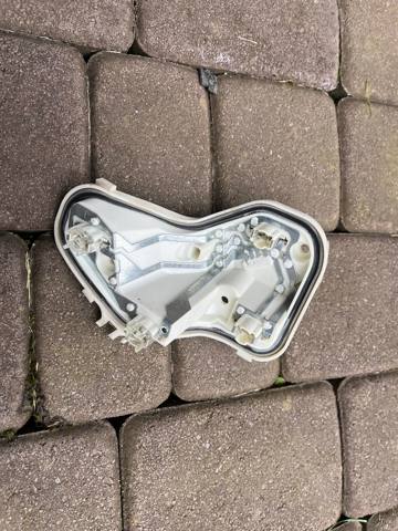 Фонарь задний левый, внешний 13306459 OPEL