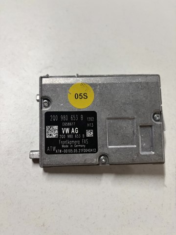 Камера заднего вида 2Q0980653B VAG