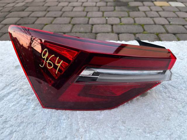 Стоп задний 57A945207C VAG