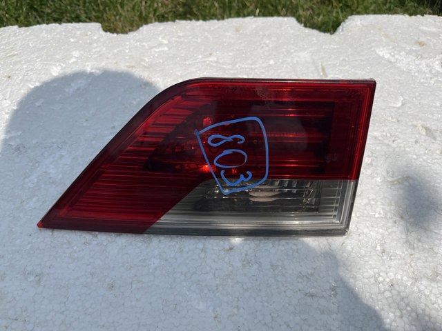 Задняя левая внутренняя фара 63217162213 BMW