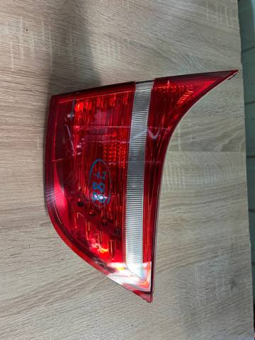 Задний левый внутренний фонарь 63217179987 BMW