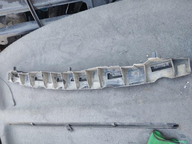 850420008R RENAULT Кронштейн бампера заднего центральный купить в Львов