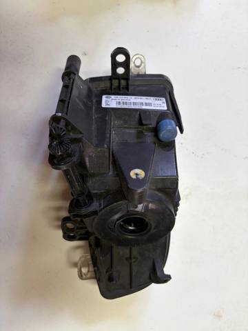 8V0941700C Фара противотуманная правая купить Каменское