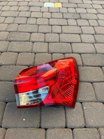 Фара задняя правая внешняя 924021K0 HYUNDAI
