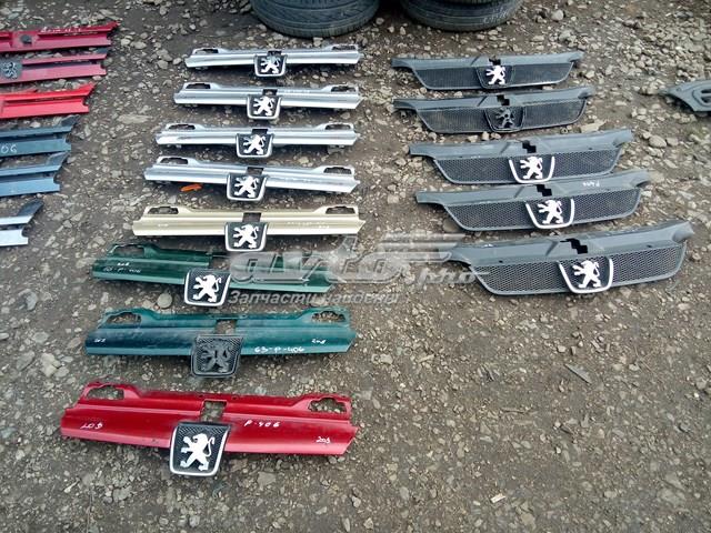 PEUGEOT 9616258477 Решетка радиатора в наличии Черкассы