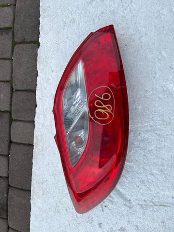 Задняя левая фара D65151160 MAZDA
