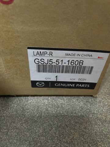 GSJ551160B MAZDA Фонарь задний правый внешний купить в Николаев