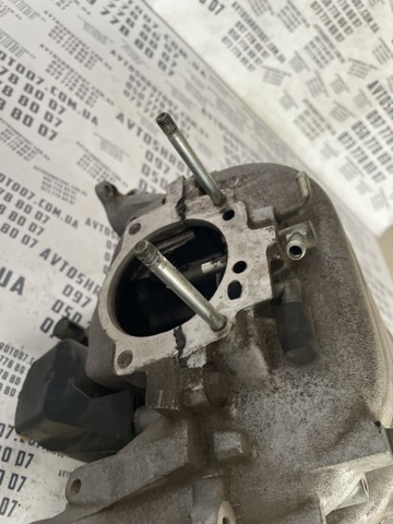 TOYOTA 1710150010 Коллектор впускной нижний в наличии Львов