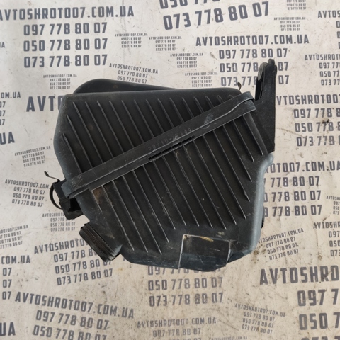 HYUNDAI 281102P300 Корпус фильтра в наличии Запорожье